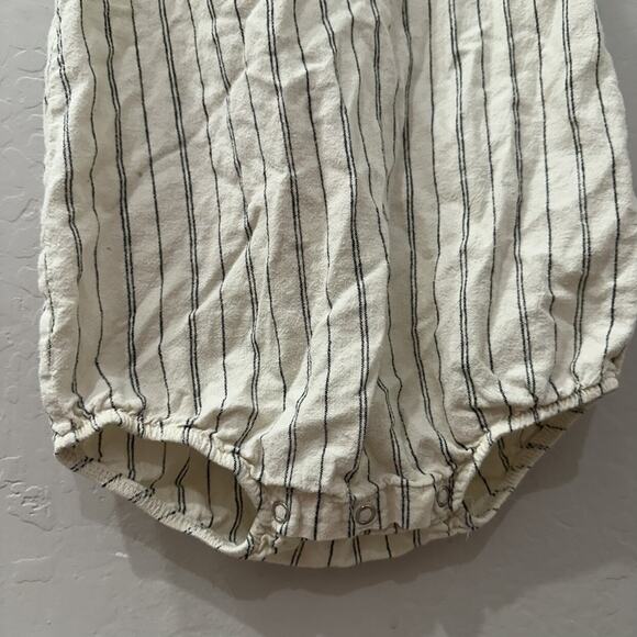 Go Gently Nation Kids Natural Black Stripe Sleeveless Romper - Picture 4 of 6